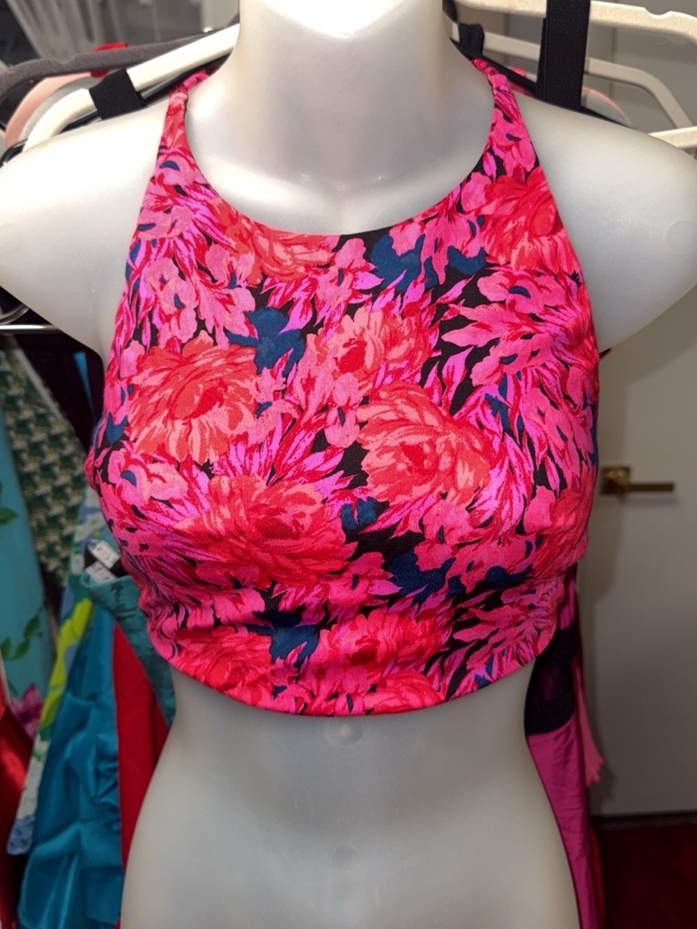 Victoria Secrets Women's Pink Floral High-Neck Sports Bra